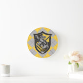 Harry Potter | Hufflepuff House Pride Wappen Runde Wanduhr (Zuhause)
