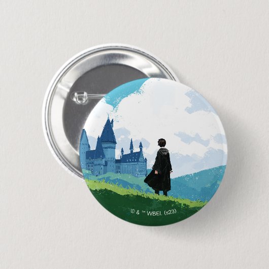 HARRY POTTER™ mit Blick auf das Schloss HOGWARTS™ Button (Vorne & Hinten)