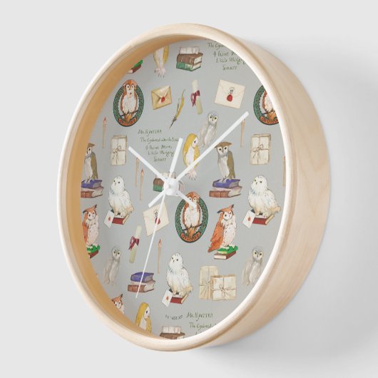 HARRY POTTER™ | Owl Letter Pattern Uhr (Winkel)