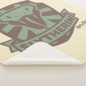 HARRY POTTER™ | Summer Magic SLYTHERIN™ Wappen Sherpadecke (3/4)