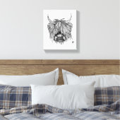 Harry the Highland Cow - Zentangle Hand Drawn Leinwanddruck (Insitu (Schlafzimmer))