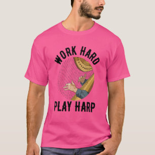 harte Harfenpuppe für einen Harp-Player T-Shirt