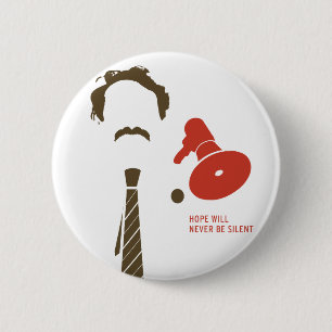 Harvey Milk Button mit Bullhorn