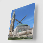 Hasan II mosque in Casablanca, Morocco Quadratische Wanduhr (Winkel)