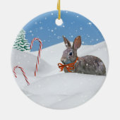 Häschen in der Schnee-Weihnachtsverzierung Keramik Ornament (Hinten)