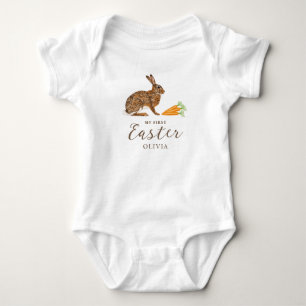 Häschen und Karotten mit Namen Baby's 1. Ostern Baby Strampler