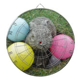 Hase mit rosa blaugelbem Ei Dartscheibe (vorne)