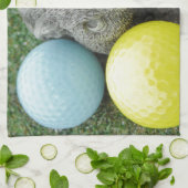 Hase mit rosa blaugelbem Ei Handtuch (Gefaltet)