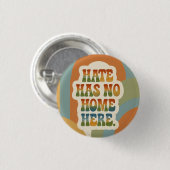 Hass hat hier keinen Platz Retro Regenbogen Button (Vorne & Hinten)