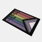 Hass hat keine Zuhause hier Doormat, Freundness Do Fußmatte (Schrägansicht)