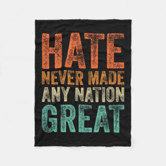 Hass hat nie eine Nation großartig lustig gemacht  Fleecedecke