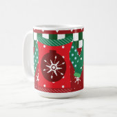 Hässliches Schneeflockenmuster Rot Grün Pullover Kaffeetasse (Vorderseite Links)