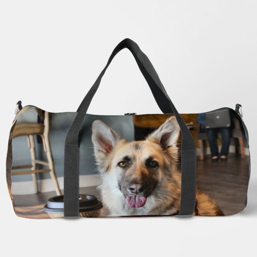 Hast du dir etwas besorgt? duffle bag (Vorderseite)