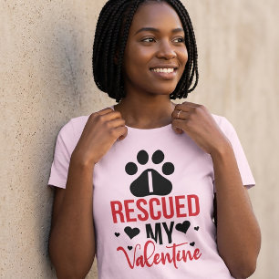Hat Meine Valentinskatze Hund Gerettet T-Shirt