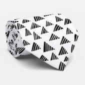 Hatched Triangle 250319 - Black on White Krawatte (Gerollt)