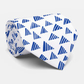 Hatched Triangle 250319 - Deep Navy on White Krawatte (Gerollt)
