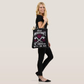 Hatchet Ax Throwing Lumberjack Logger A Woman Tasche (Am Model)