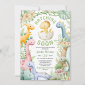 Hatching Soon Dino Baby Shower Gender Neutral Einladung (Vorderseite)