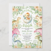 Hatching Soon Dinosaur Baby Shower Gender Neutral Einladung (Vorderseite)