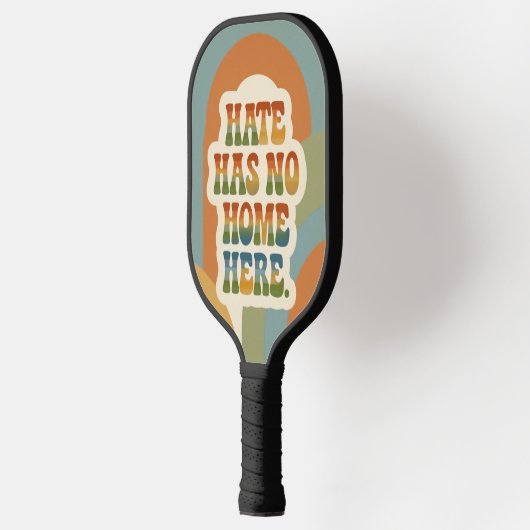 Hate Has No Home Here Retro Rainbow  Pickleball Schläger (Links)