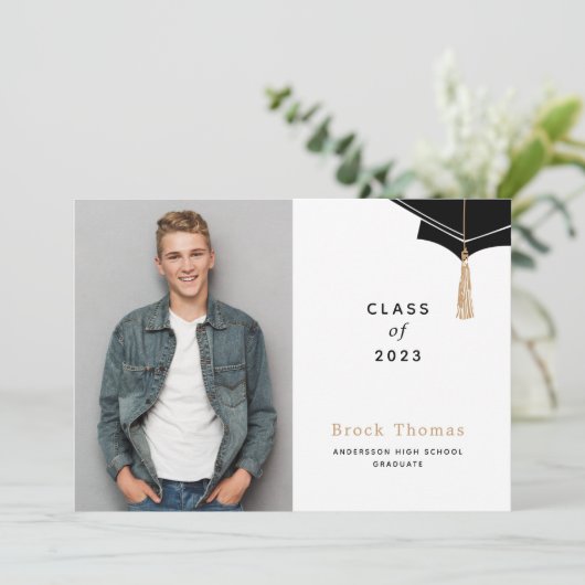 Hats Off Abschluss Foto Ankündigung (Stehend Vorderseite)