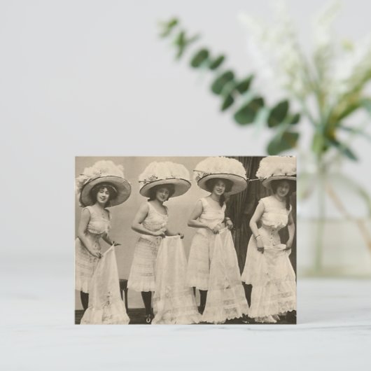 Hats und Heimat Postkarte (Stehend Vorderseite)