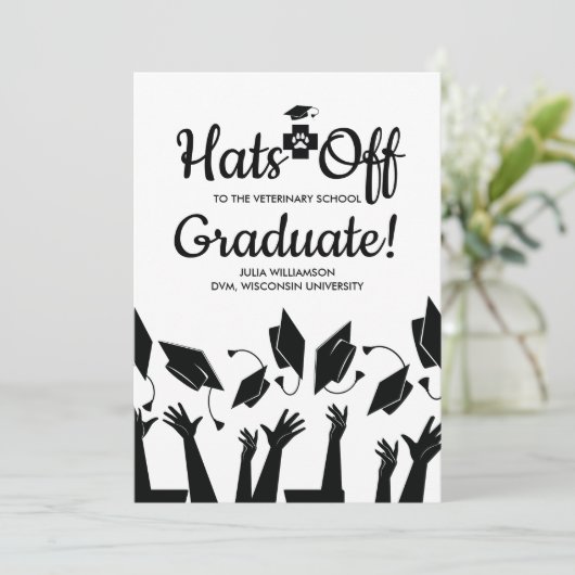 Hats von Veterinary School Grad Party Einladung (Stehend Vorderseite)