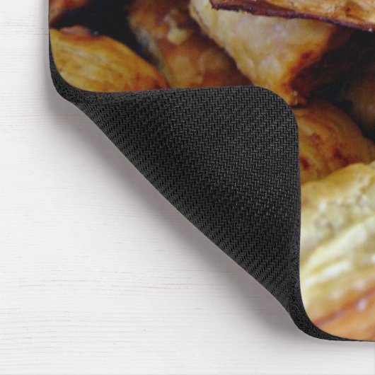 Haufen der Wurstrollen Mousepad (Ecke)