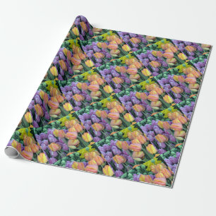 Haufen farbiger Tulpen Geschenkpapier