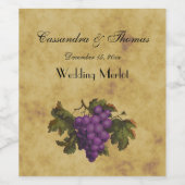 Haufen Lila Trauben Traubenschmerzen Tee verkruste Weinetikett (Einzelnes Label)