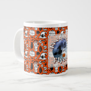 Häufiger Flyer Halloween Rotzspieß Broomstick Jumbo-Tasse