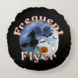 Häufiger Flyer Halloween Rotzspieß Broomstick Rundes Kissen