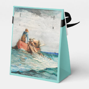 Hauling in the Nets (1887) von Winslow Homer Geschenkschachtel