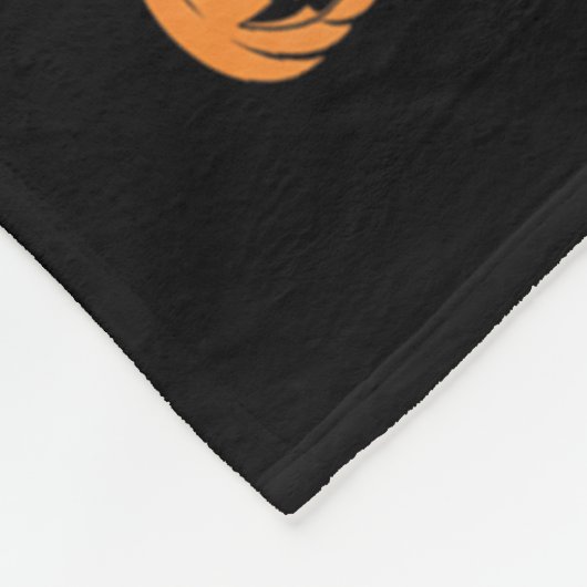 Haunted By 67 – Funny Ghost And Pumpkin Halloween Fleecedecke (Ecke)