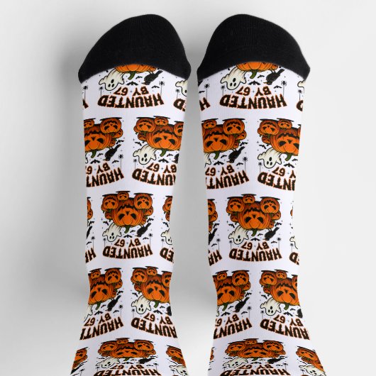 Haunted by 67 Funny Ghost And Pumpkin Halloween Socken (Oben)