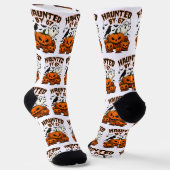 Haunted by 67 Funny Ghost And Pumpkin Halloween Socken (Gewinkelt)