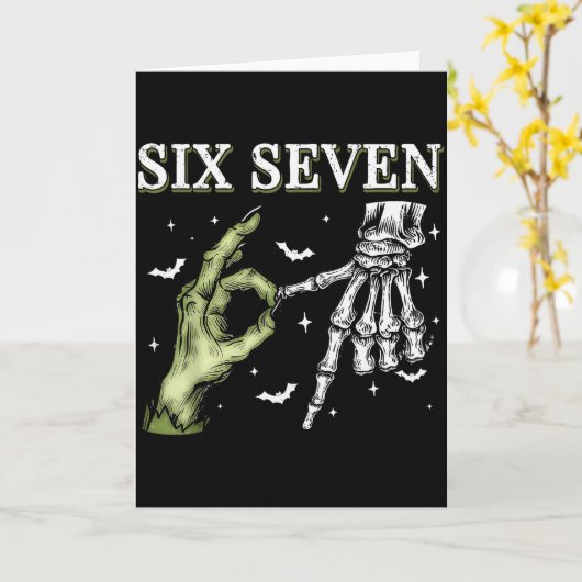 Haunted By 67 – Funny Skeleton Hands Halloween Cos Karte (Gelbe Blume)