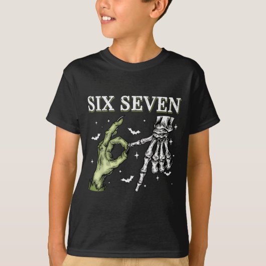 Haunted By 67 – Funny Skeleton Hands Halloween Cos T-Shirt (Vorderseite)
