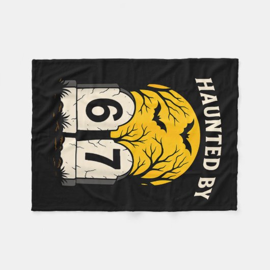 Haunted By 6 7 Fleecedecke (Vorderseite (Horizontal))