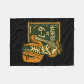 Haunted By 6-7 Funny Teacher 67 Halloween Skeleton Fleecedecke (Vorderseite (Horizontal))