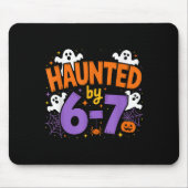 Haunted By 6-7 Halloween Ghosts And Sders Design Mousepad (Vorne)