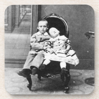 Haunting Vintage Sibling Portrait Getränkeuntersetzer
