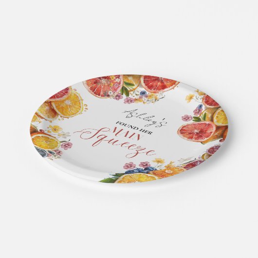 Haupt-Squeeze-Citrus-Brautparty Pappteller (Schrägansicht)