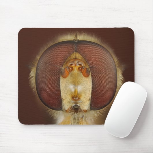 Haupt- und Verbundaugen einer Schwebeflug-Fliege Mousepad (Mit Mouse)