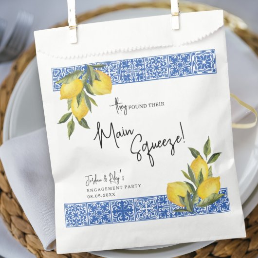 Hauptpresse Lemon & Blue Tile Verlobung gefunden Geschenktütchen