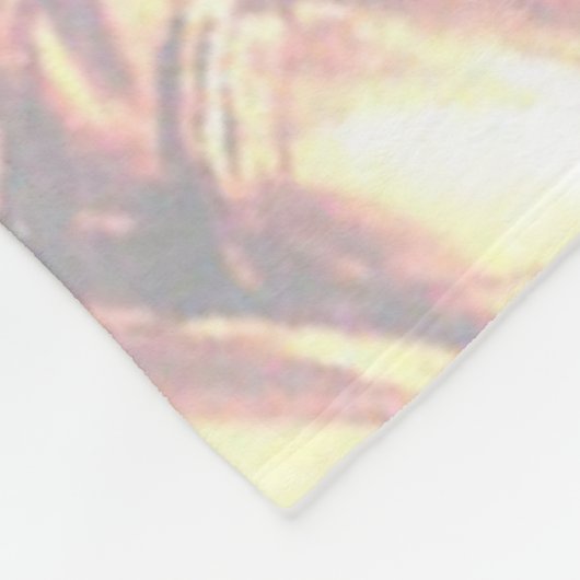 HAUPTSÄCHLICH GEARMETES und LEICHT PISSIERTES Vlie Fleecedecke (Ecke)