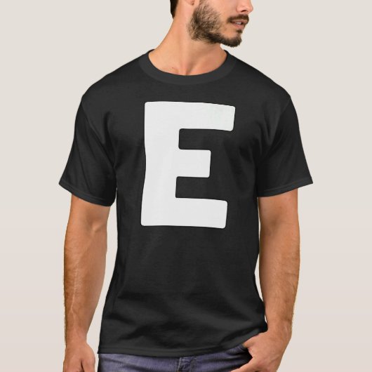 Hauptstadt Letter E Matching Group Letters Alphabe T-Shirt (Vorderseite)