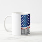 Hauptstadts-Gebäude Washington DCs US mit der Kaffeetasse (Links)