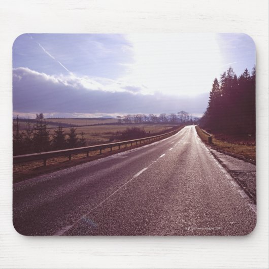 Hauptstraße mit niedrigem Winter Sun. Mousepad (Vorne)
