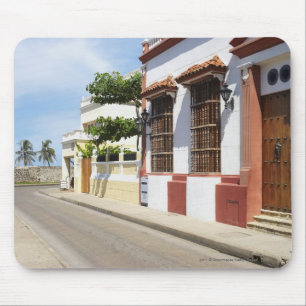 Haus am Straßenrand Mousepad